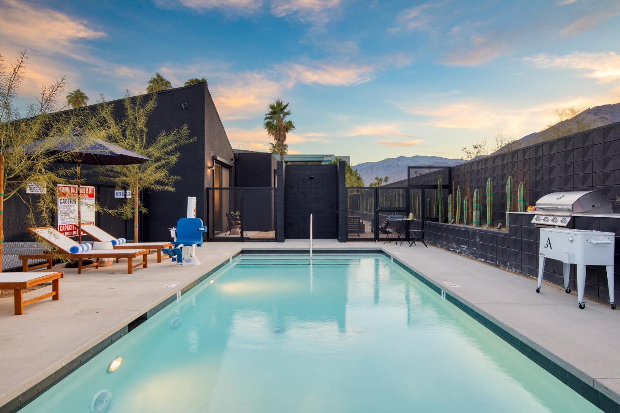 Blackhaus By Avantstay Ada Modern Rooms, Pool & Bbq Palm Springs Exteriér fotografie