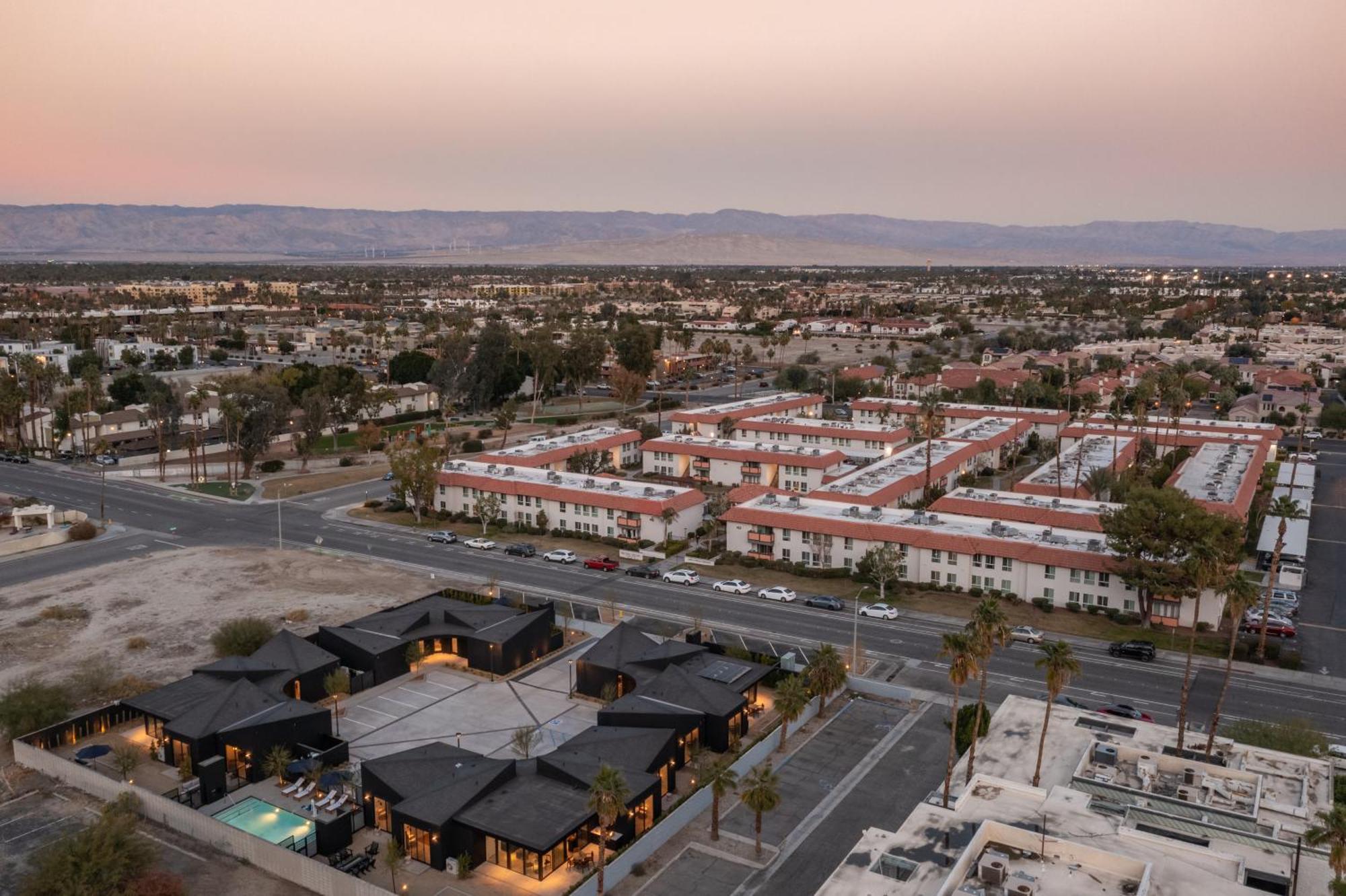 Blackhaus By Avantstay Ada Modern Rooms, Pool & Bbq Palm Springs Exteriér fotografie